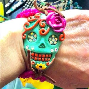 Handmade Mexican Colorful Woman Skeleton & Fuchsia Stretch Bracelet.